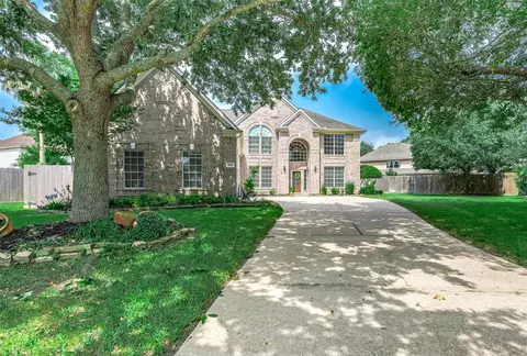 2610 Clay Creek Ct, Pearland, TX 77581
