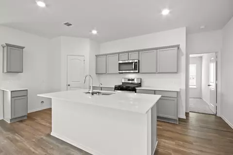 27469 Serene Pine Dr, Magnolia, TX 77355