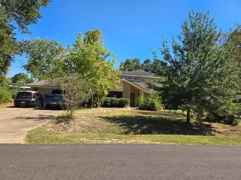 1740 Crownover Rd, Houston, TX 77080
