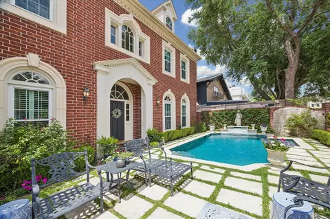 2120 Potomac Dr #A, Houston, TX 77057