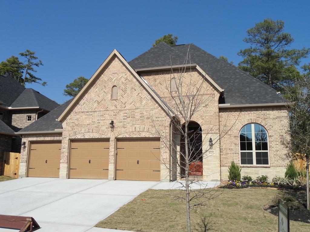 8123 Spreadwing St, Conroe, TX 77385 photo 1