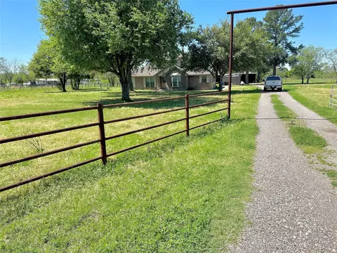 19303 Becker Rd, Hockley, TX 77447