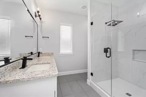 Bath - 11442 Durant Dr, Conroe, TX 77306 photo 2 of 6