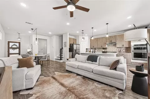 10404 Marston Vineyard Dr, Houston, TX 77025