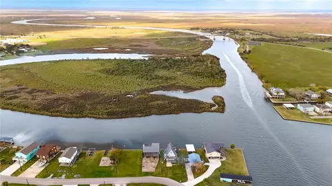 View/Area - 239 Redfish Dr, Freeport, TX 77541 photo 7 of 9