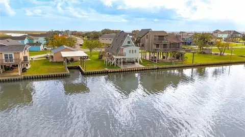 View/Area - 239 Redfish Dr, Freeport, TX 77541 photo 9 of 9