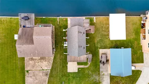View/Area - 239 Redfish Dr, Freeport, TX 77541 photo 3 of 9