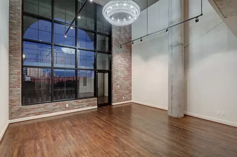 1005 S Shepherd Dr #803, Houston, TX 77019