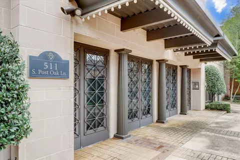 511 S Post Oak Ln #5D, Houston, TX 77056