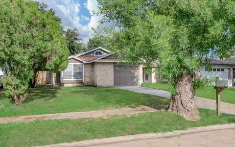 1730 Bugle Run Dr, Katy, TX 77449 photo 1