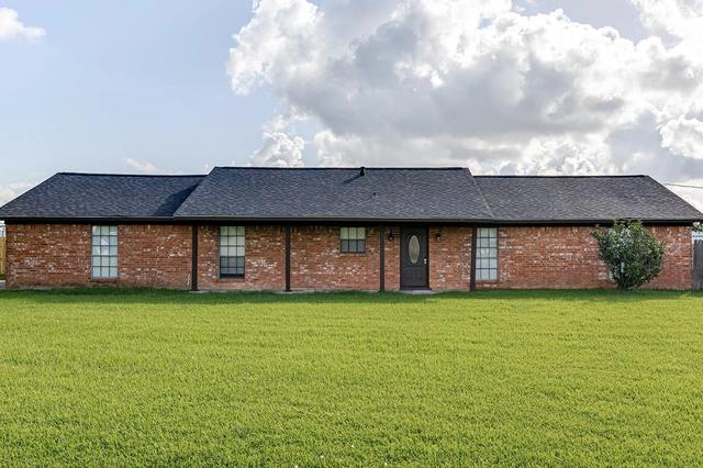 2006 Jones Rd, Freeport, TX 77541