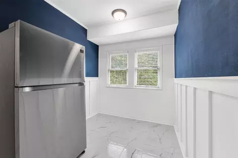 Entry Way - 335 N Robb St, Trinity, TX 75862 photo 3 of 4