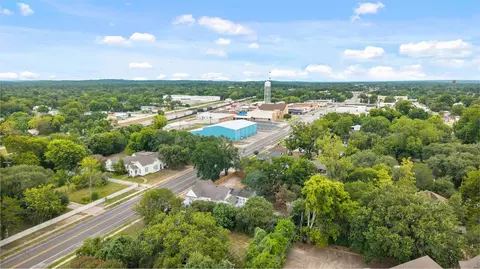 View/Area - 335 N Robb St, Trinity, TX 75862 photo 4 of 4