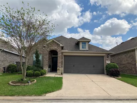125 Saddle Dr, Houston, TX 77065