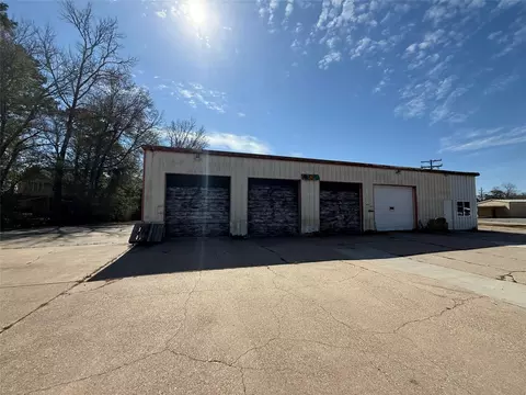 500 E Houston St, Cleveland, TX 77327