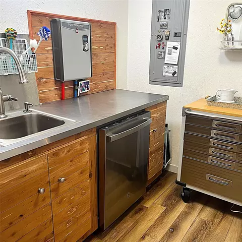 Kitchen - 5002 Fm 811, Centerville, TX 75833 photo 3 of 5