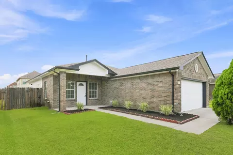 10702 Jordan Heights Dr, Houston, TX 77016