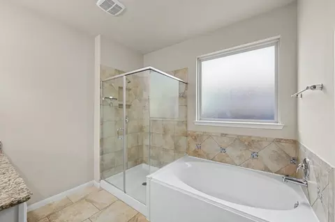 Bath - 24526 Grayson Falls Ln, Spring, TX 77389 photo 2 of 5