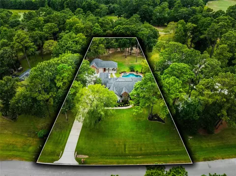 10635 Clubhouse Cir, Magnolia, TX 77354