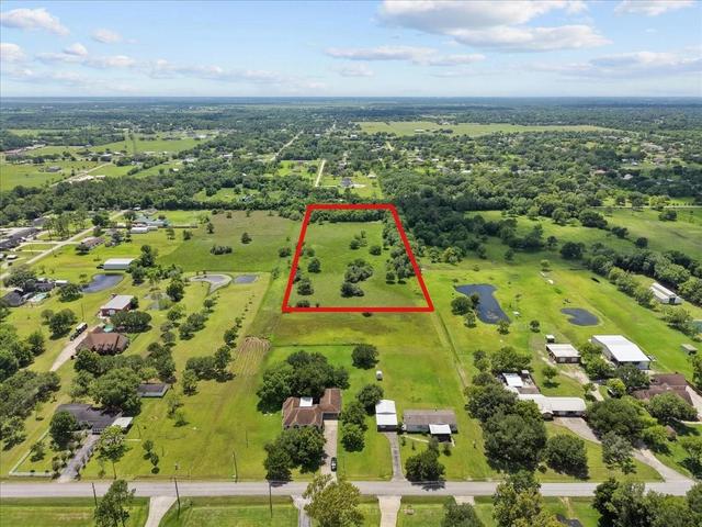 7317-1/2 Avenue P, Santa Fe, TX 77510