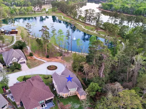126 Keechie Crk, Conroe, TX 77304