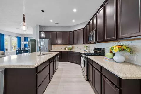 Kitchen - 3311 Sunlight Hill Ln, Spring, TX 77386 photo 5 of 9