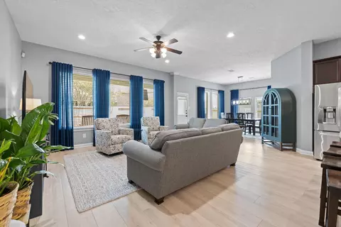 Living - 3311 Sunlight Hill Ln, Spring, TX 77386 photo 3 of 3