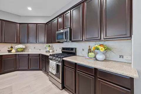 Kitchen - 3311 Sunlight Hill Ln, Spring, TX 77386 photo 6 of 9