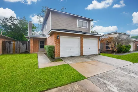 7822 Greenedge Dr, Houston, TX 77040
