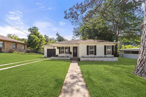 205 Hampshire Dr, Brenham, TX 77833