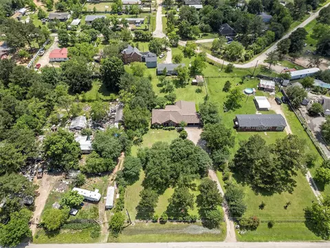 21007 Cook Rd, Tomball, TX 77377