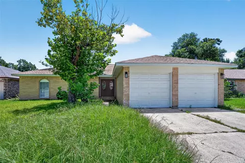 1446 Castle Glen Dr, Houston, TX 77015