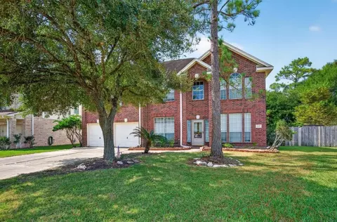 1410 Pine Forest Dr, Pearland, TX 77581