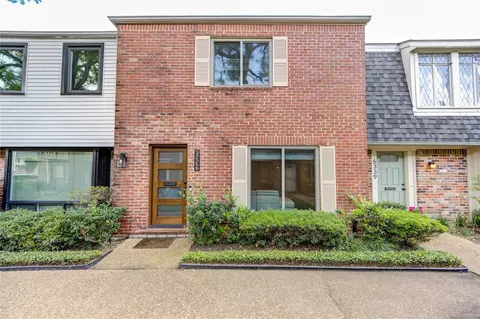 6337 Briar Rose Dr #145, Houston, TX 77057