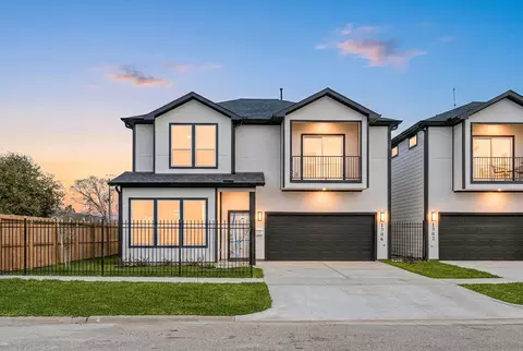 1306 Grove St, Houston, TX 77020