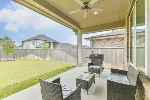 Exterior - 26923 Longwood Ledge Dr, Spring, TX 77389 photo 4 of 8