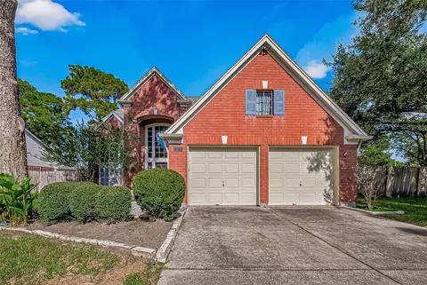 7406 Pleasant Ridge Dr, Houston, TX 77095