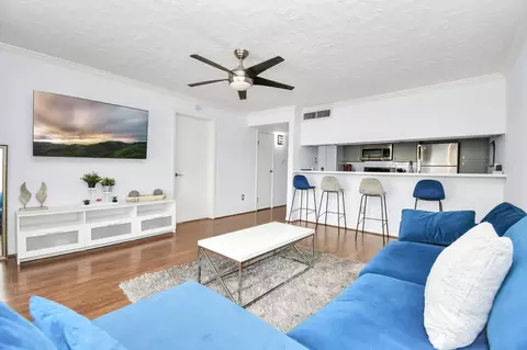 2816 S Bartell Dr #22, Houston, TX 77054