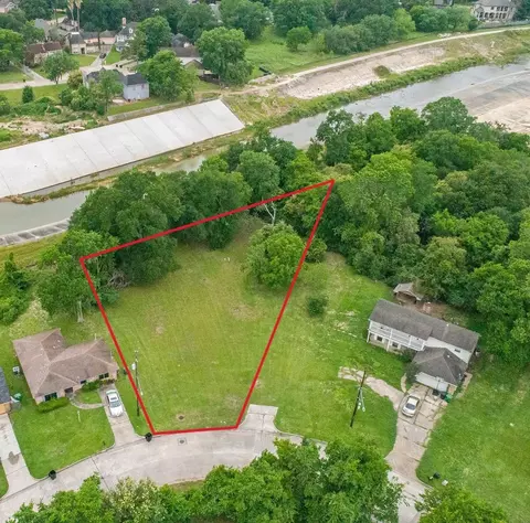 6609 Bayou View Dr, Houston, TX 77091