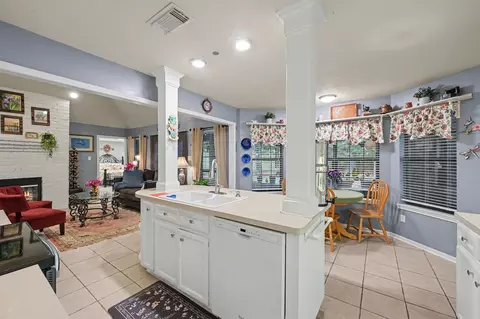 Kitchen - 268 Deep Spgs, Trinity, TX 75862 photo 2 of 2