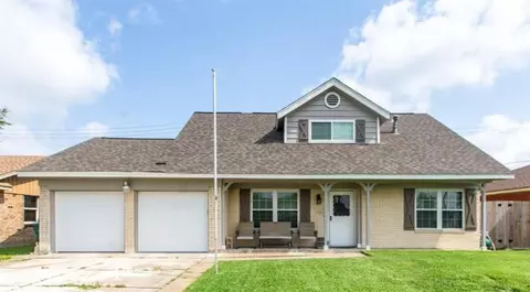 6315 Apache Dr, Pasadena, TX 77503