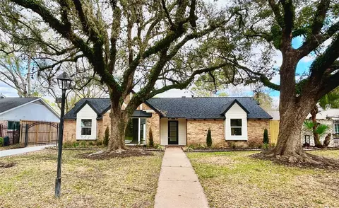 2511 Briarpark Dr, Houston, TX 77042