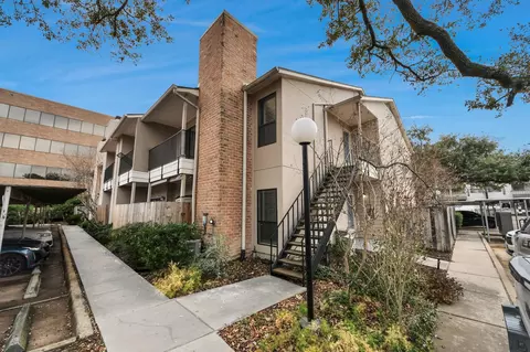1818 Augusta Dr #14, Houston, TX 77057