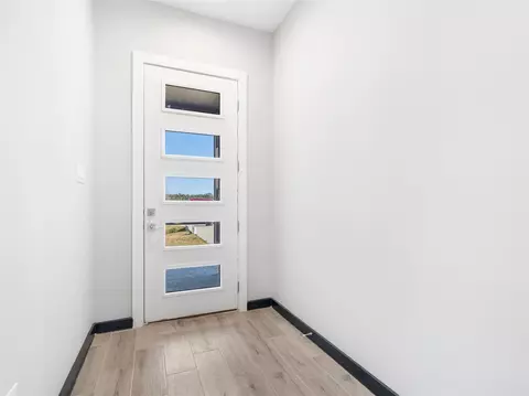 Entry Way - 209 Silverleaf St, Sweeny, TX 77480 photo 2 of 2