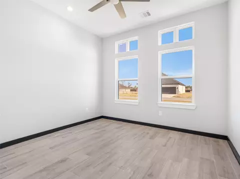 Bedroom - 209 Silverleaf St, Sweeny, TX 77480 photo 3 of 6
