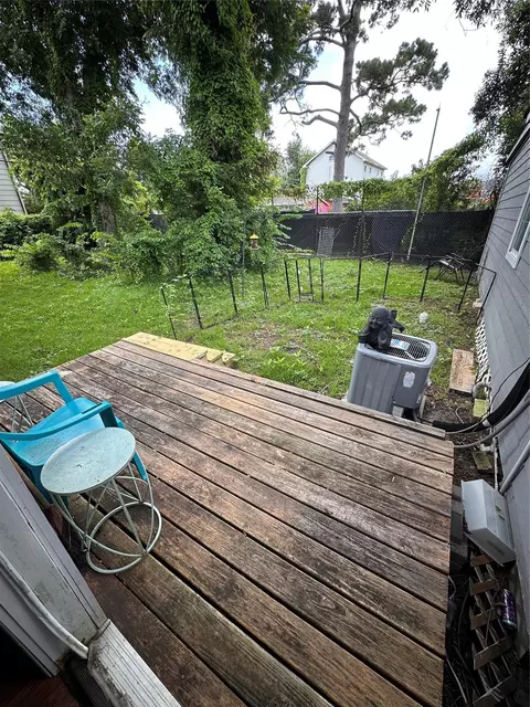Exterior - 4802 Eppes St, Houston, TX 77021 photo 6 of 6