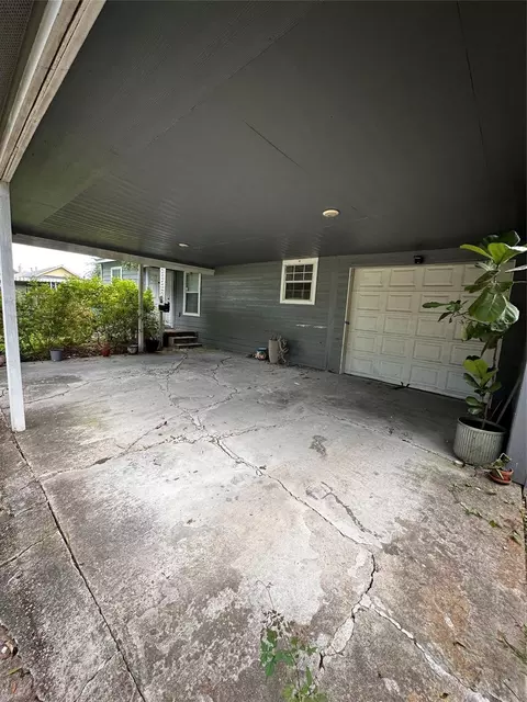 Exterior - 4802 Eppes St, Houston, TX 77021 photo 2 of 6