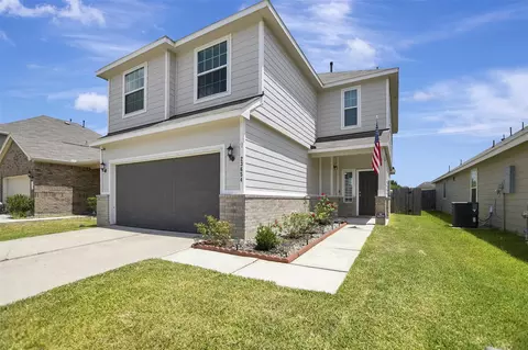 Exterior - 23654 Goodfellow Dr, Spring, TX 77373 photo 3 of 6