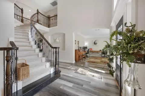 Entry Way - 9510 Ashdown Forest Dr, Spring, TX 77379 photo 1 of 12
