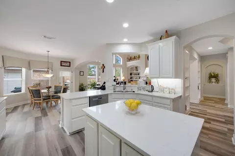 Kitchen - 9510 Ashdown Forest Dr, Spring, TX 77379 photo 2 of 4